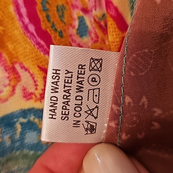 NWOT women's maxi dress,Size S/M. 80% silk 20% rayon.Made in India. - Picture 11 of 11